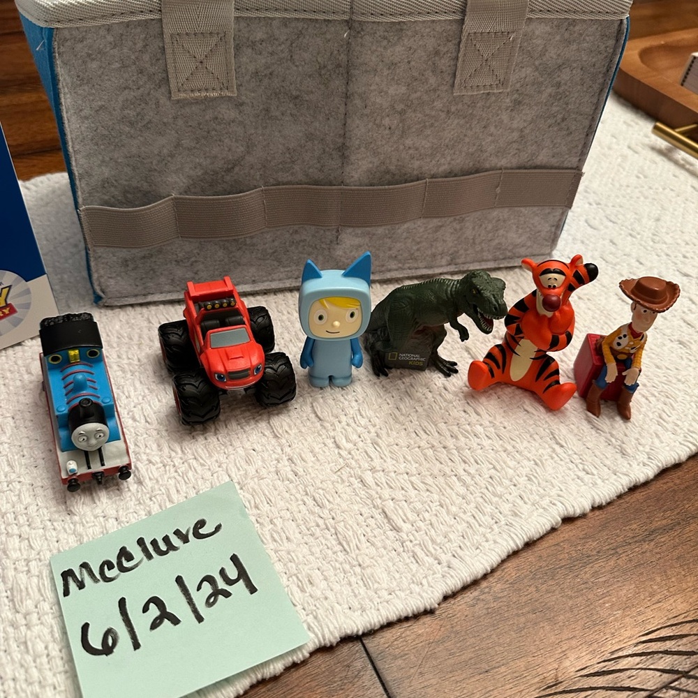 Tonies Box with Characters